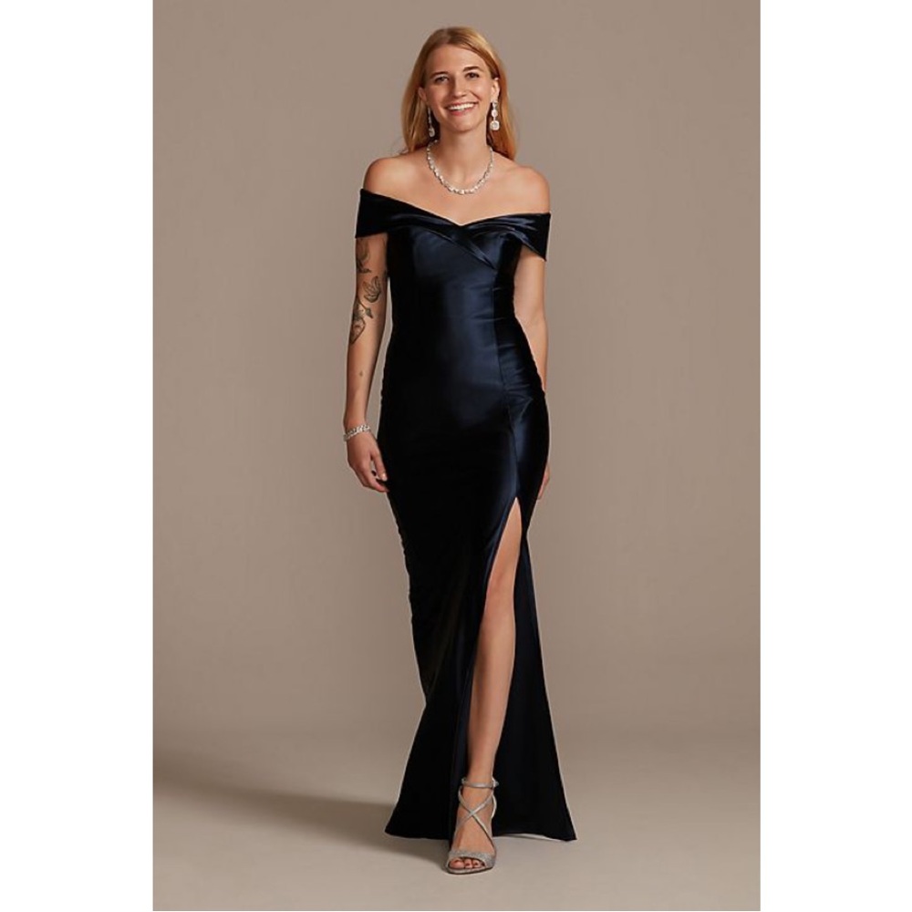 NWT David’s Bridal stretch satin off the shoulder dress with slit